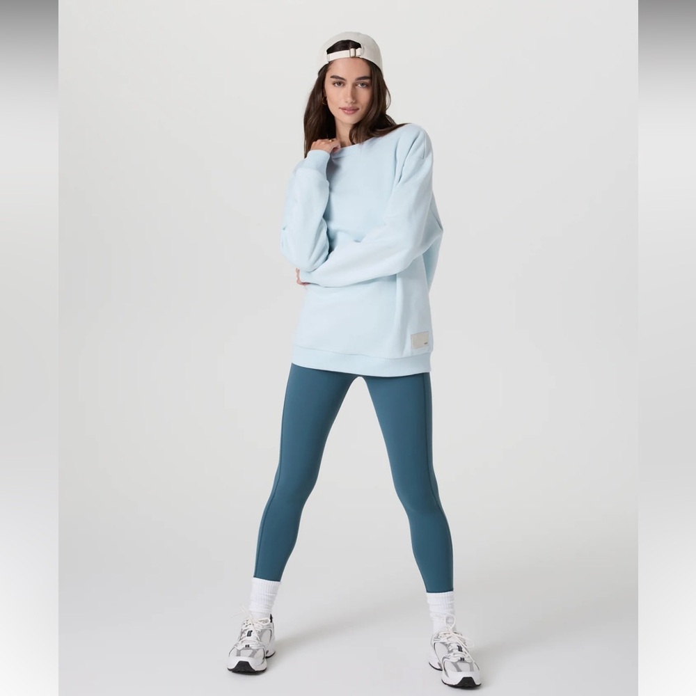 🩶Vuori Restore Oversized Crew 2.0 - Picture 6 of 9